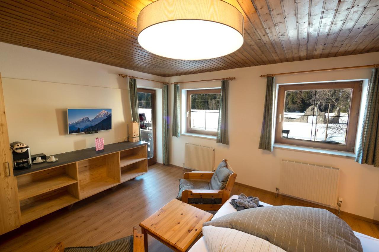 Baerenwirt Apartment Mittenwald Exterior photo