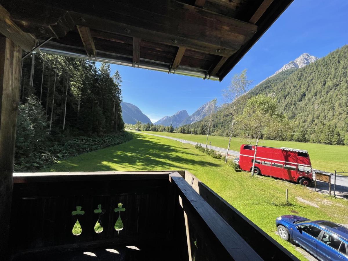 Baerenwirt Apartment Mittenwald Exterior photo